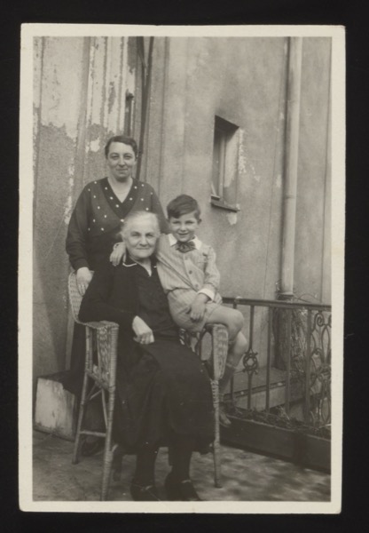 Identifies a person named Else in the photograph, 5 August 1932.