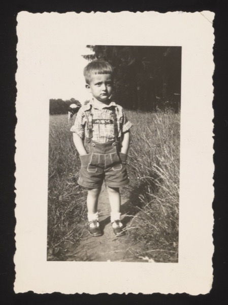 Second photo of Helmut Bosch at age 2, same studio session as photo 0027.